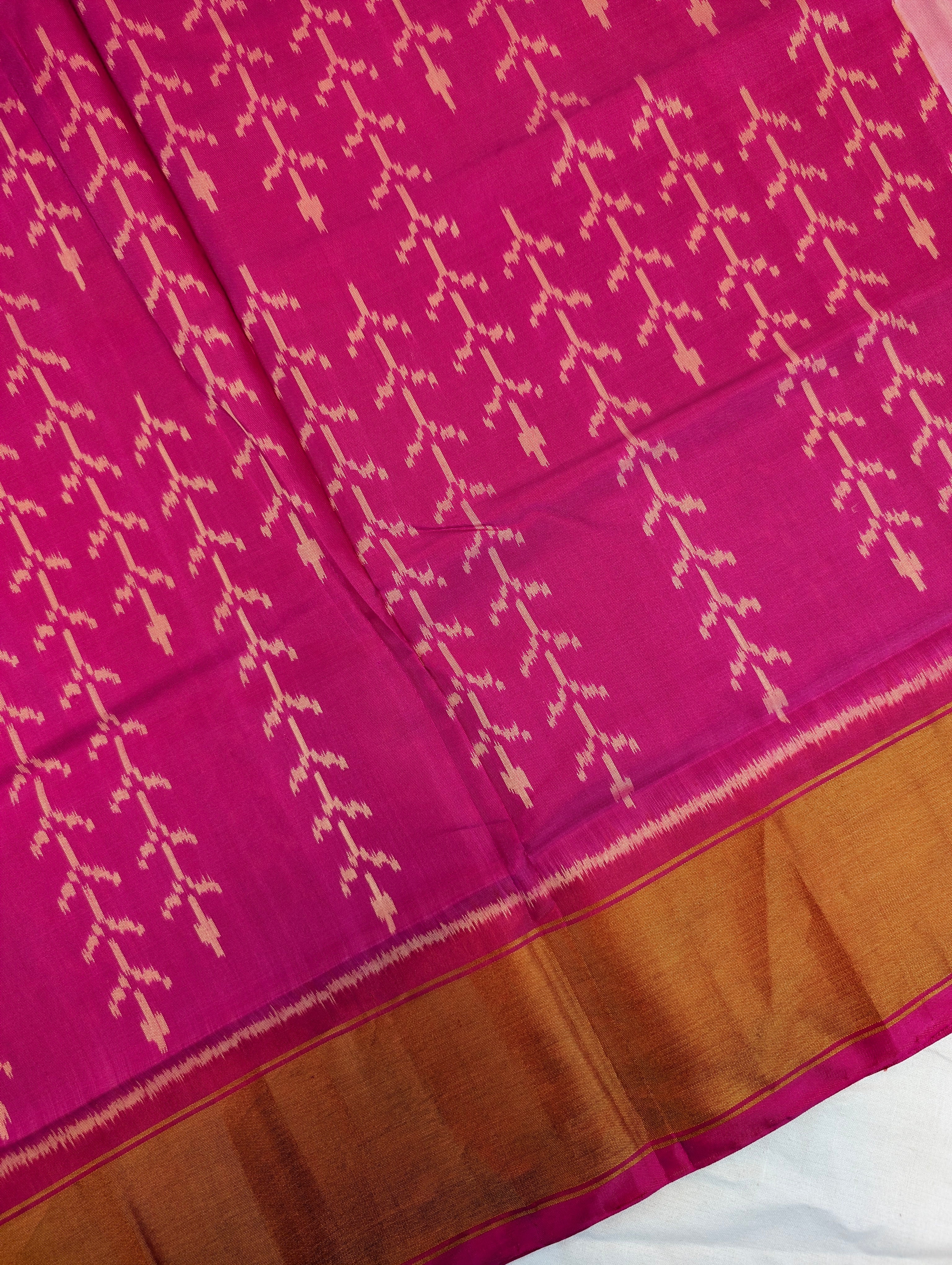 Handloom Patola Pure Silk Saree X Magenta Vine
