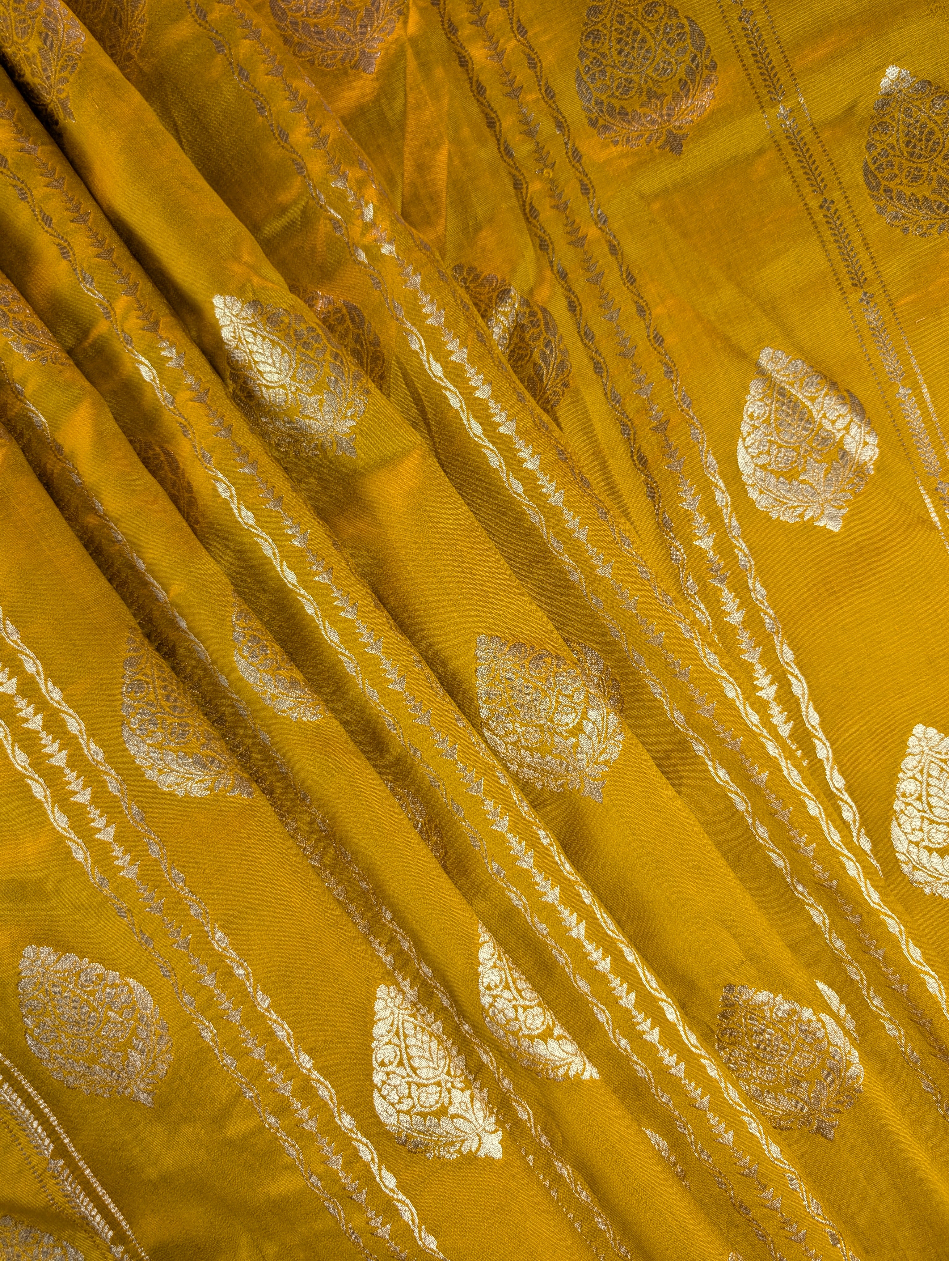 Banarasi Moonga Silk - Golden Mustard (zari leaf motifs)