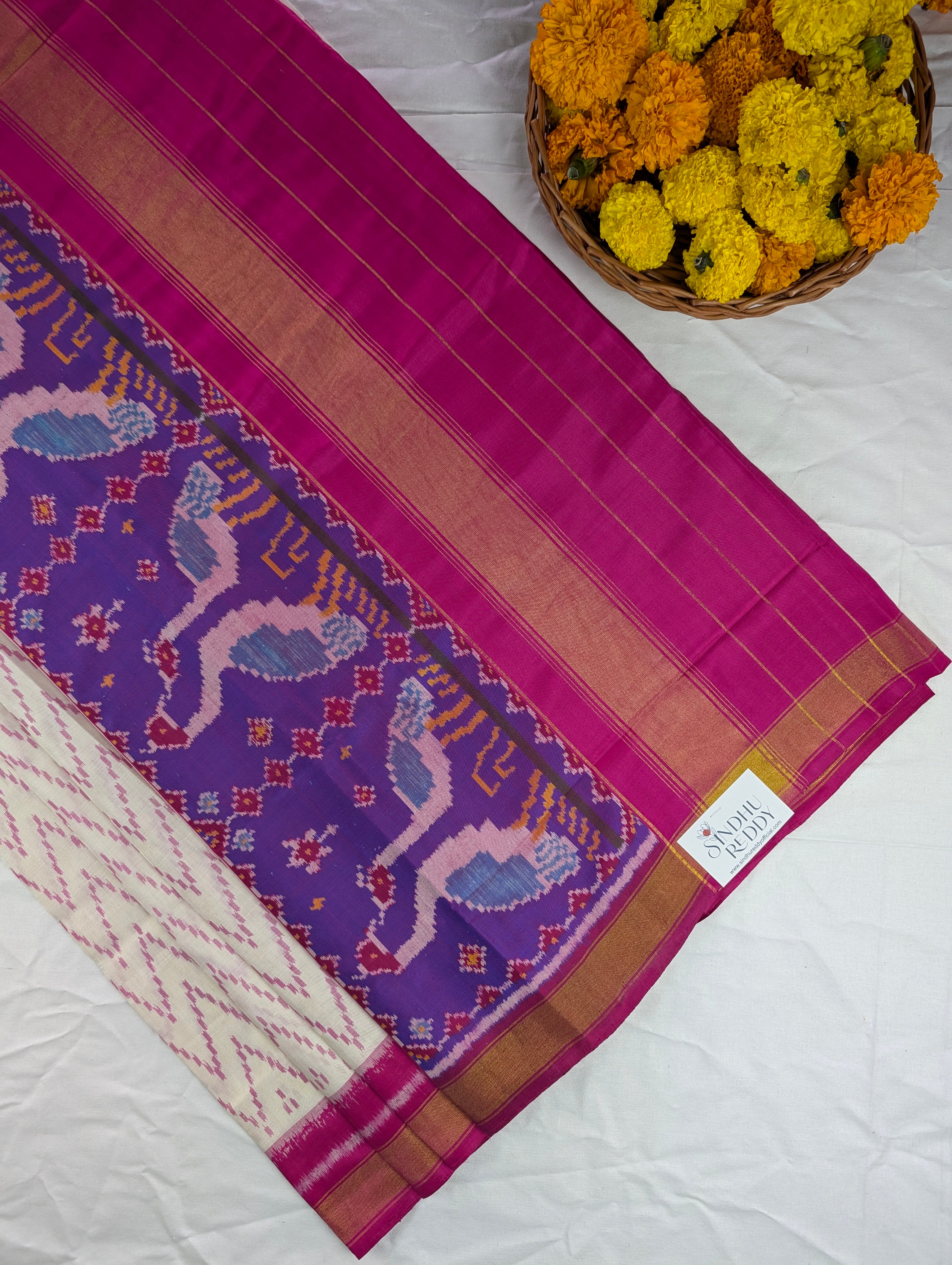 Handloom Patola Pure Silk Saree X off-white base with pink zigzag
