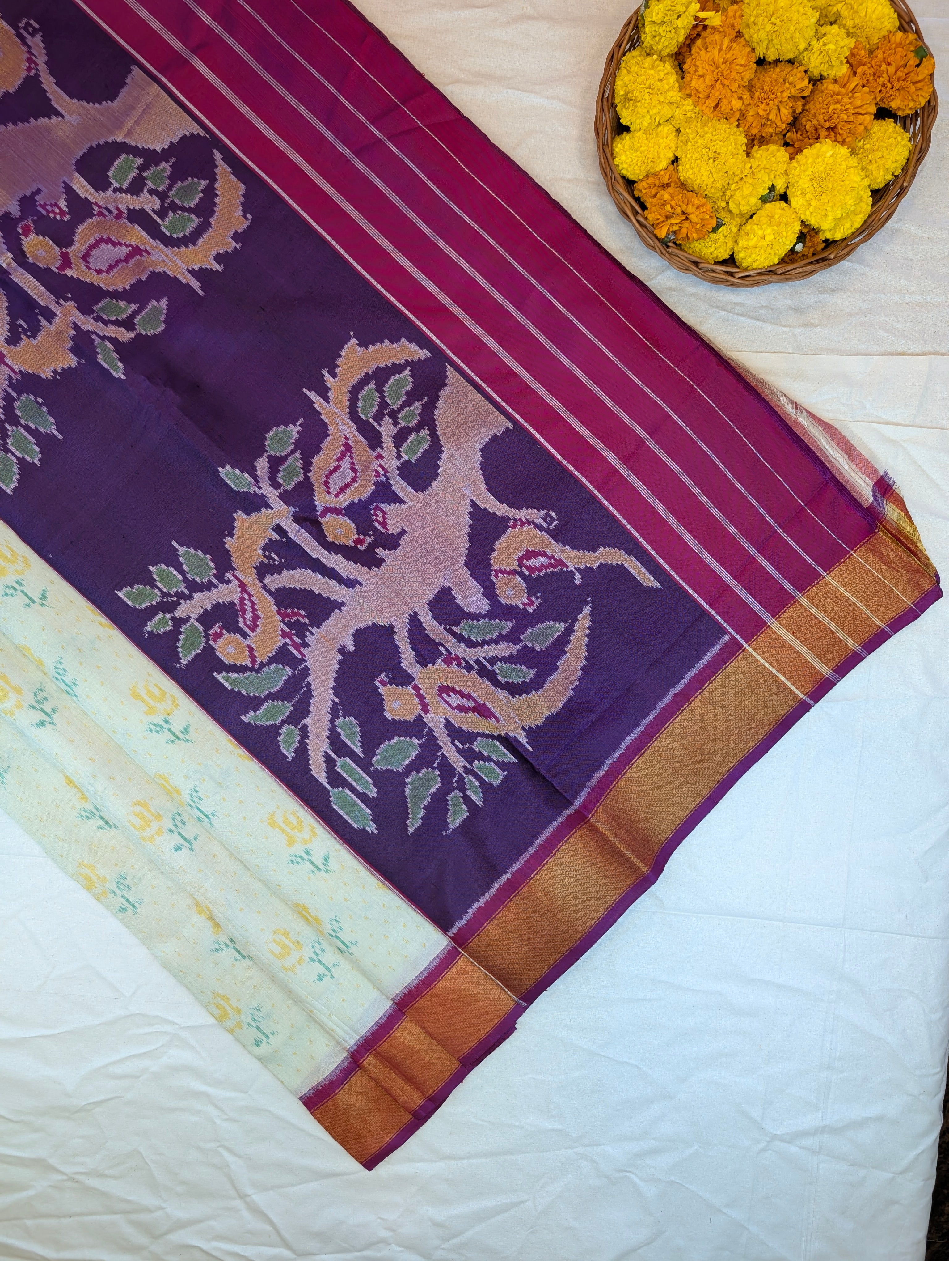 Handloom Patola Pure Silk Saree X Ivory Floral