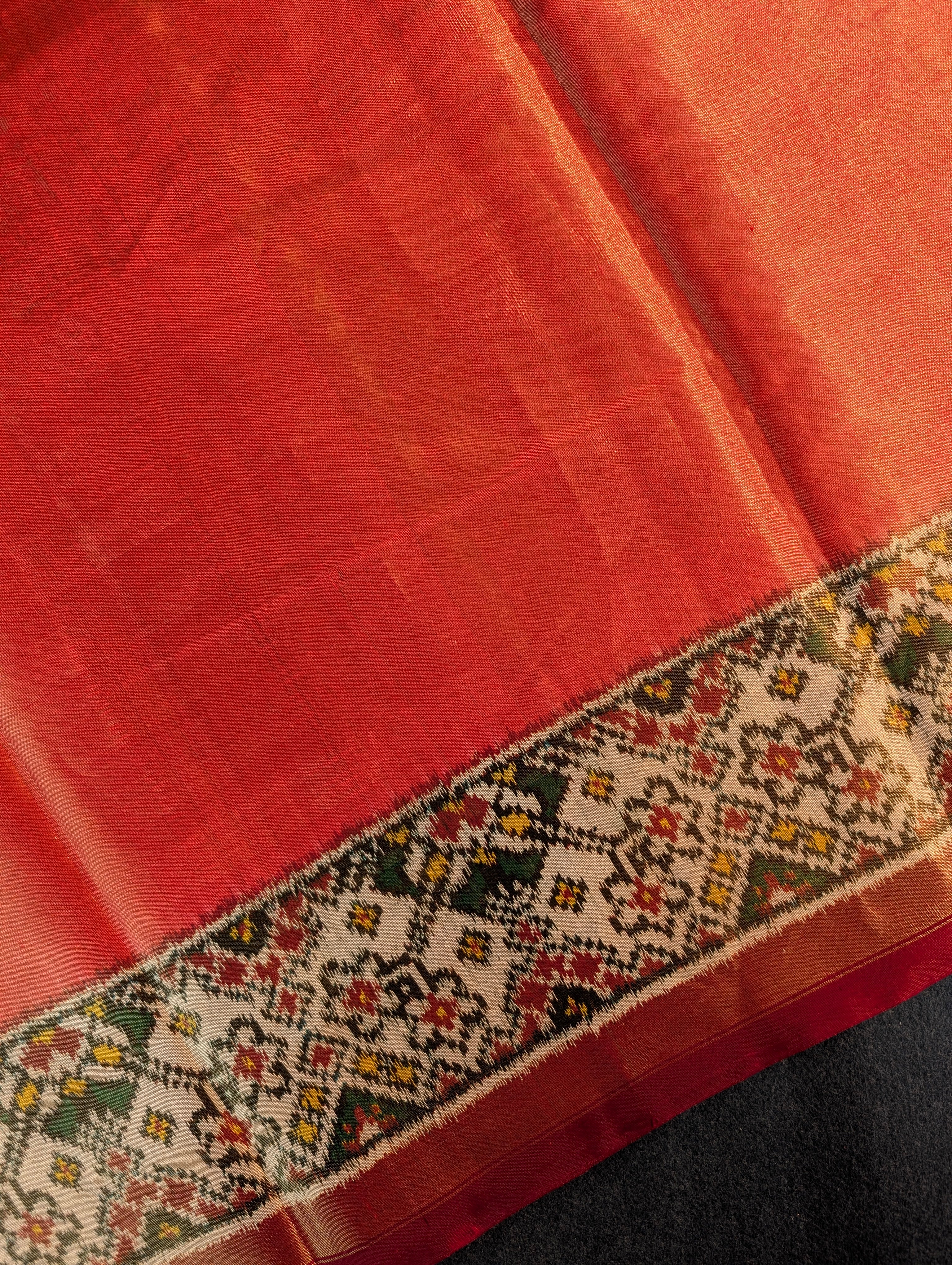 Handloom Tissue Patola Pure Silk Saree X Classic Red