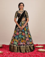 Load image into Gallery viewer, Aamani
