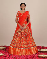 Load image into Gallery viewer, Damayanthi
