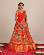 Load image into Gallery viewer, Damayanthi
