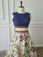 Load image into Gallery viewer, Floral Crop Top Skirt
