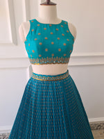 Load image into Gallery viewer, Sea Blue Crop Top Skirt
