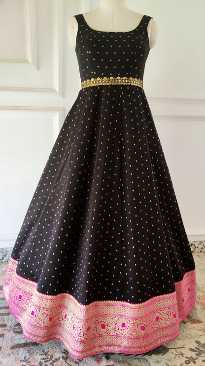 Classy Black Sleeveless Anarkali