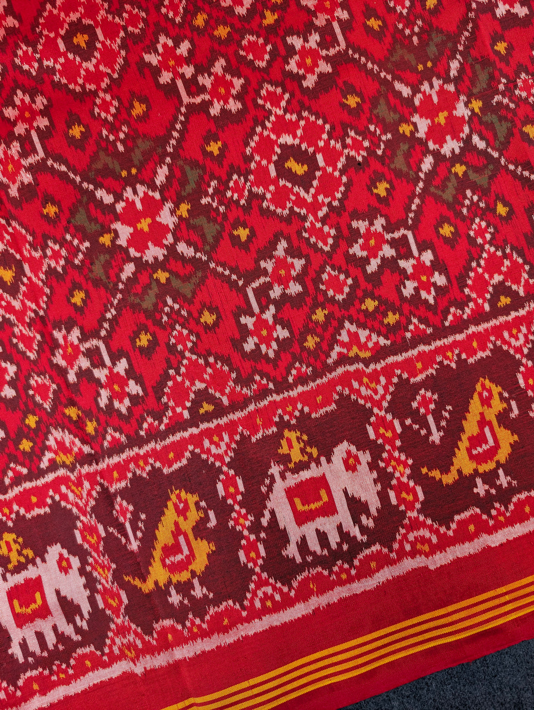 Handloom Patola Pure Silk Saree X Bright Vermilion Red