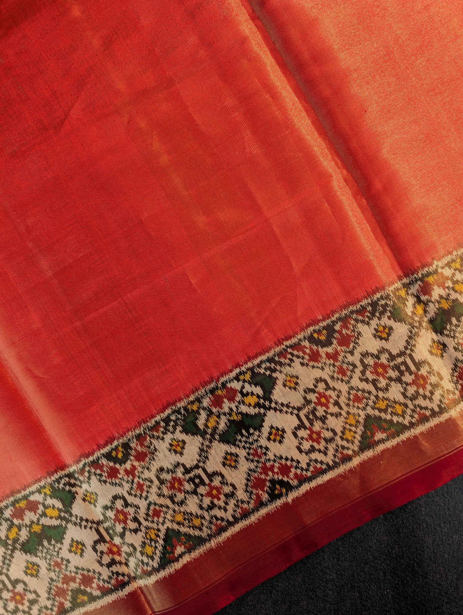 Handloom Tissue Patola Pure Silk Saree X Classic Red