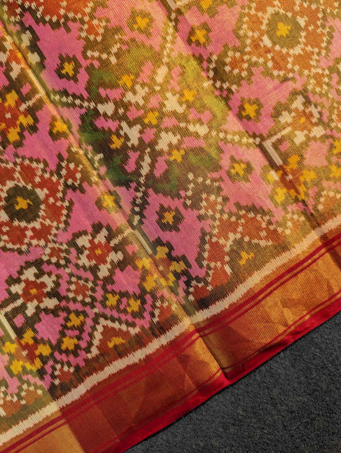 Handloom Tissue Patola Pure Silk Saree X Pink &amp; Mustard