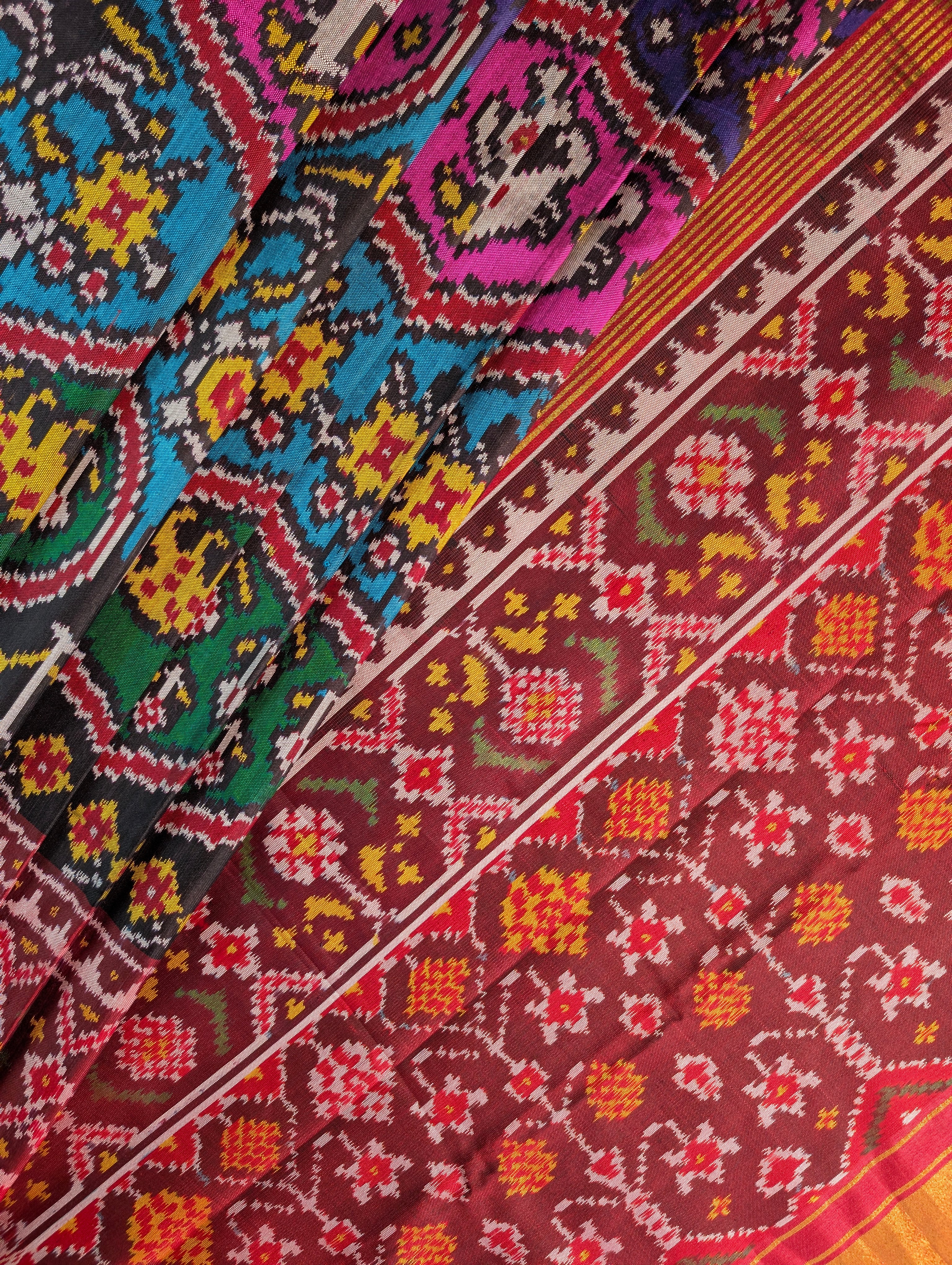 Handloom Tissue Patola Pure Silk Saree X Multicolor