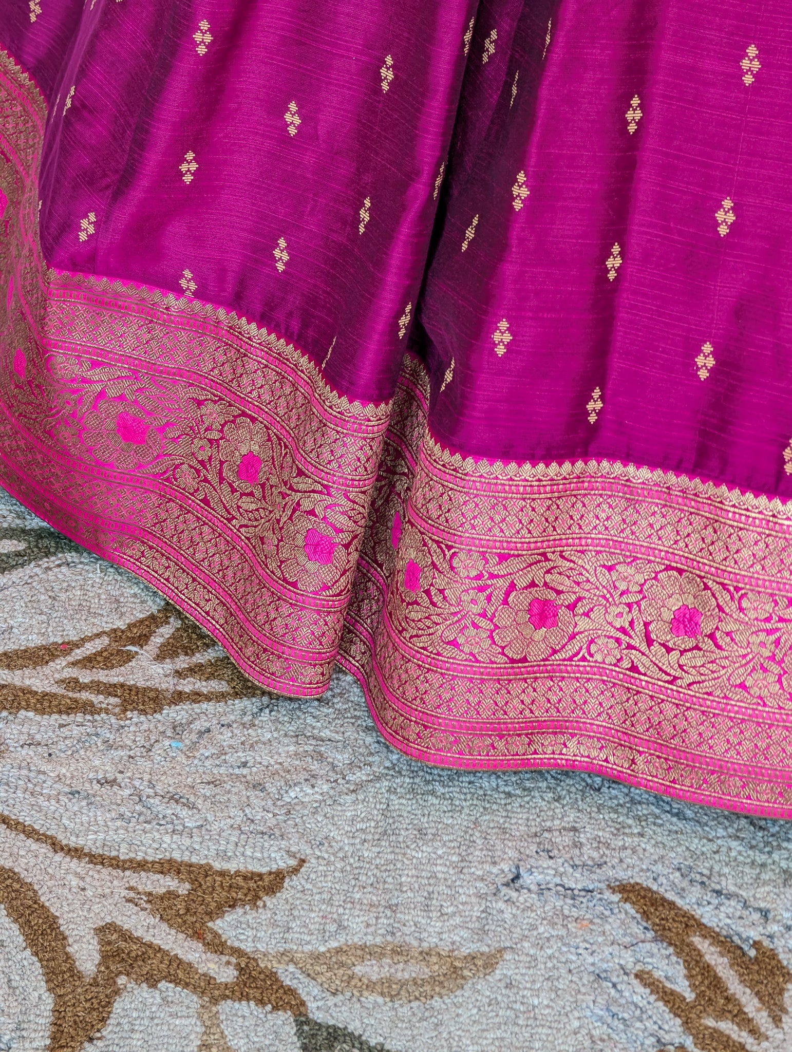 Elegant Magenta Sleeveless Anarkali