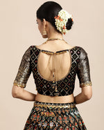 Load image into Gallery viewer, Vibha
